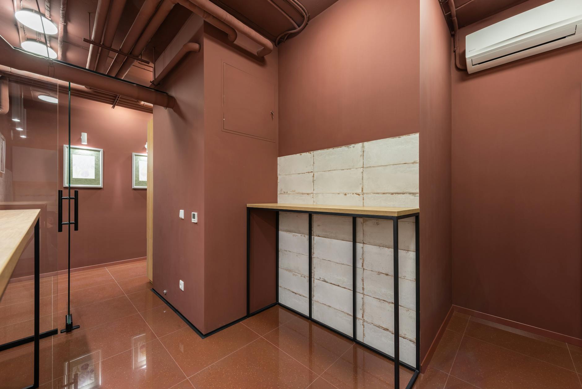 Espace commercial peint